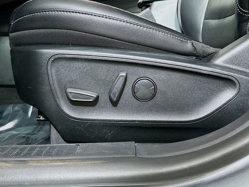Used 2022 Ford Escape SEL FWD image 22