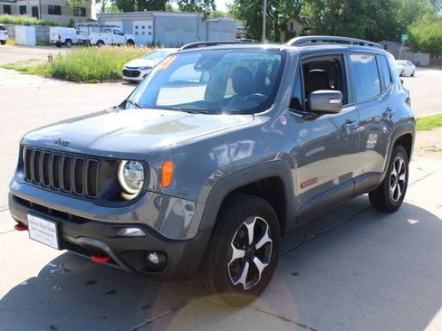 Used 2021 Jeep Renegade Trailhawk w/ Sun & Sound Group AWD/4WD image 4