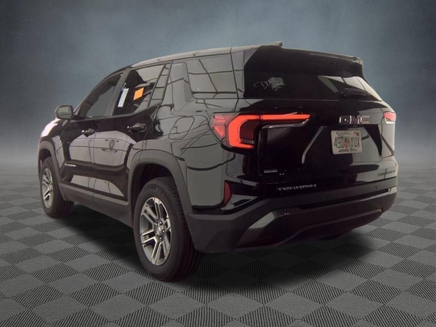 Used 2026 GMC Terrain Elevation FWD image 4
