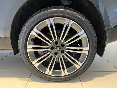 Used 2023 Land Rover Range Rover SE AWD/4WD image 17