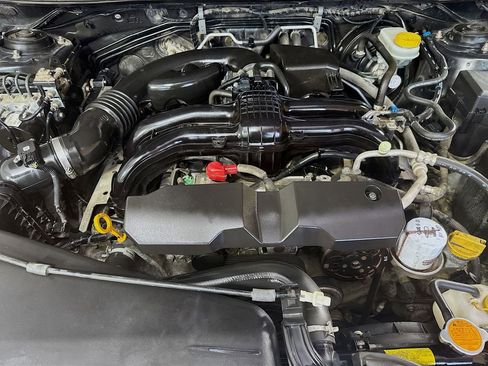 Used 2015 Subaru Crosstrek 2.0i Limited image 39