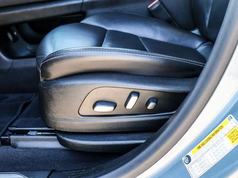 Used 2023 Cadillac XT5 Premium Luxury image 34