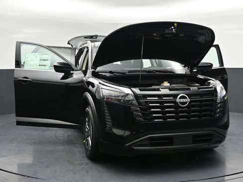 New 2026 Nissan Pathfinder SV AWD/4WD image 39
