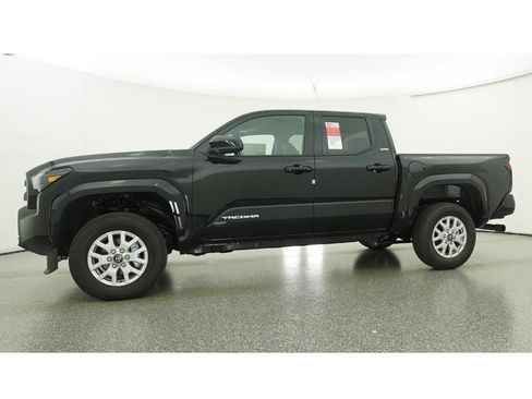 New 2026 Toyota Tacoma SR5 image 18