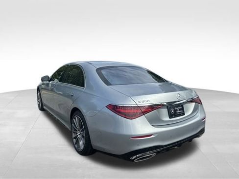 Used 2026 Mercedes-Benz S 580 4MATIC Sedan image 3