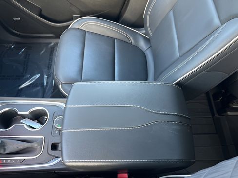 Used 2022 Chevrolet Traverse Premier w/ LPO, Floor Liner Package image 16