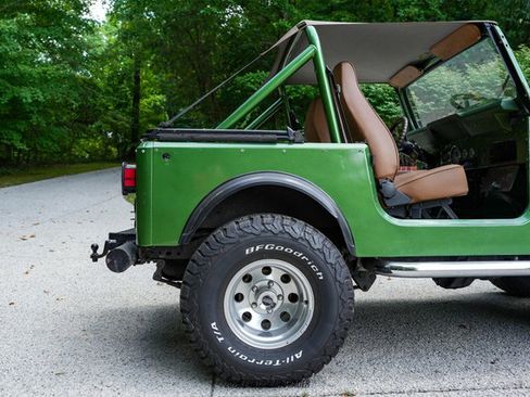 Used 1986 Jeep CJ 7 image 10