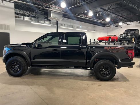 Used 2025 Ford F150 Raptor image 6