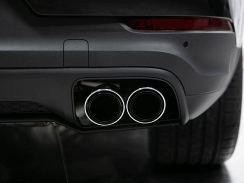 New 2026 Porsche Cayenne S image 38