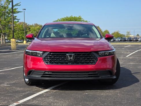 Certified 2025 Honda Accord LX image 14