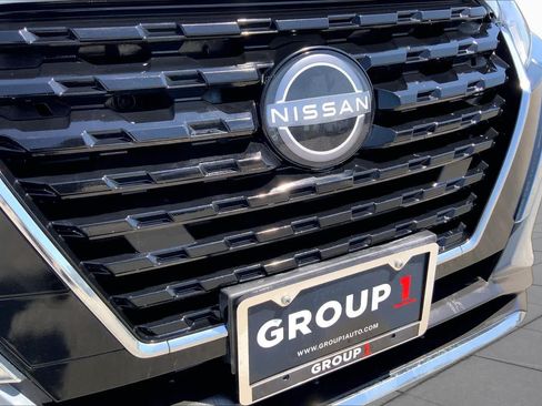 Used 2023 Nissan Kicks SV FWD image 29