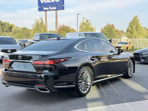 Used 2024 Lexus LS 500 w/ Interior Upgrade Package RWD image 9