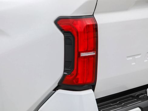 New 2026 Toyota Tacoma SR5 image 9