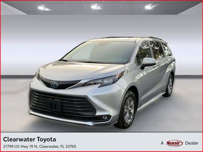 Used 2025 Toyota Sienna XLE