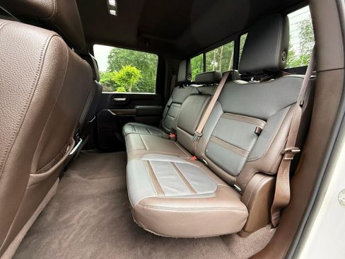 Used 2020 GMC Sierra 3500 Denali w/ Denali Ultimate Package AWD/4WD image 33