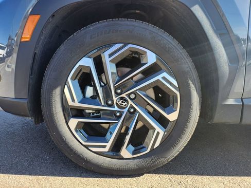 Used 2025 Hyundai Tucson Limited image 35
