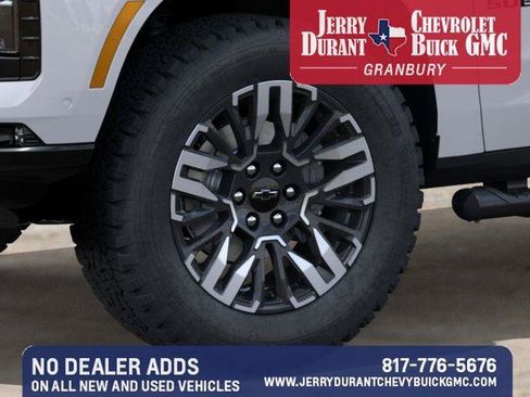 New 2026 Chevrolet Suburban Z71 w/ Comfort Package AWD/4WD image 10