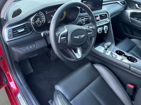 Used 2022 Genesis G70 2.0T image 22