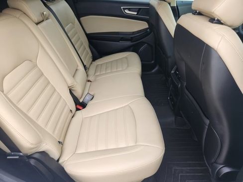 Used 2024 Ford Edge SEL w/ Convenience Package image 31