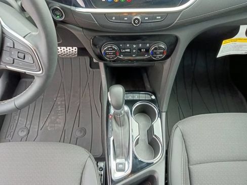 Used 2023 Buick Encore GX Select w/ Sport Touring Package AWD/4WD image 3