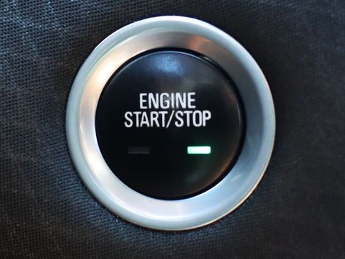 Used 2022 Chevrolet Malibu LT image 57