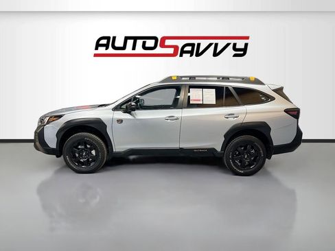 Used 2022 Subaru Outback Wilderness w/ Wilderness Package AWD/4WD image 4
