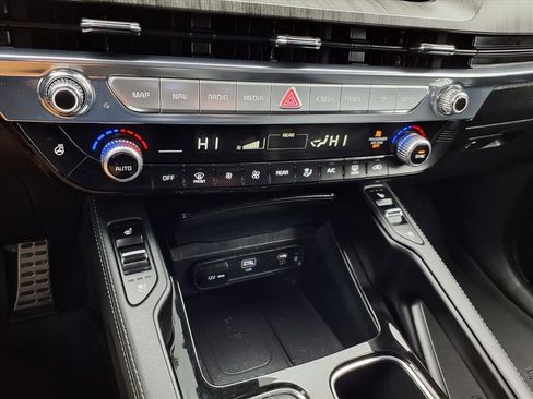 Used 2024 Kia Telluride SX Prestige image 21