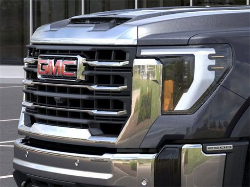 New 2026 GMC Sierra 2500 SLT image 13