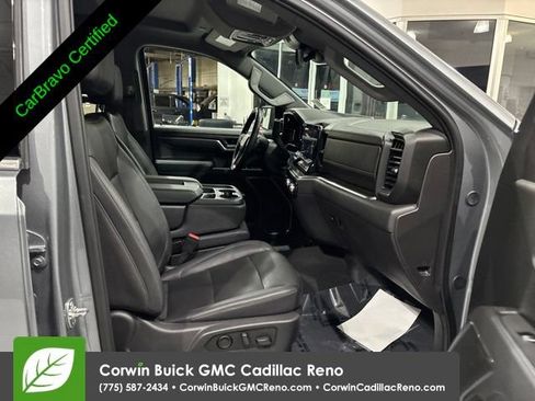 Certified 2025 GMC Sierra 1500 SLT AWD/4WD image 39