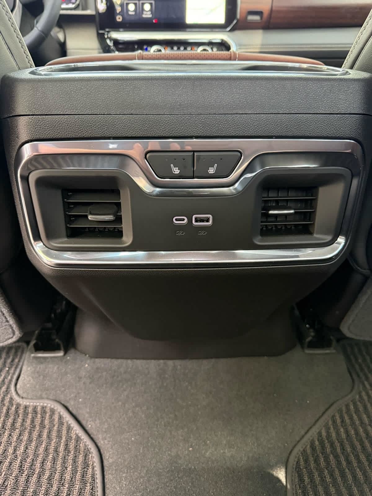 Used 2026 GMC Sierra 1500 Denali Ultimate AWD/4WD image 17