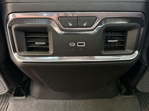 Used 2026 GMC Sierra 1500 Denali Ultimate AWD/4WD image 17