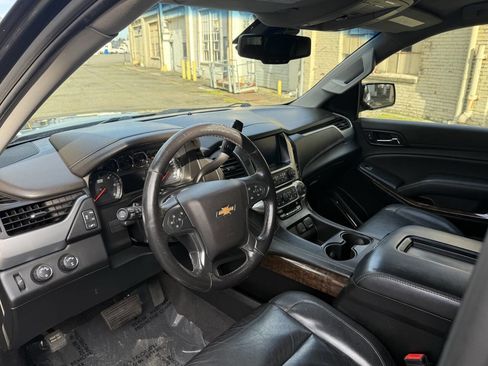 Used 2019 Chevrolet Tahoe LT image 34