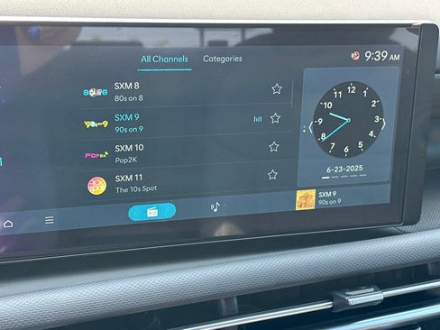 New 2025 Hyundai Santa Cruz SE image 25