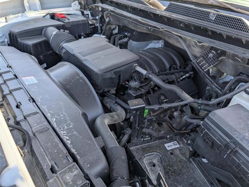 Used 2025 Chevrolet Silverado 2500 Custom w/ Custom Value Package image 44