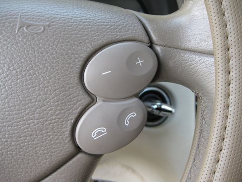 Used 2008 Mercedes-Benz CLK 350 Cabriolet image 18