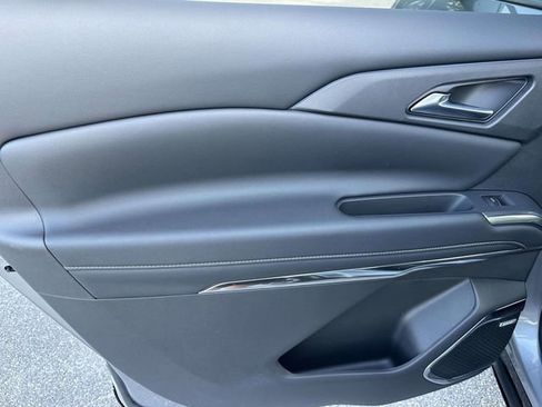 Used 2025 Chevrolet Traverse High Country w/ LPO, Floor Liner Package image 31