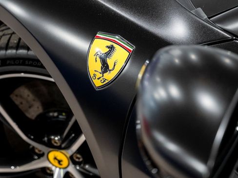 Used 2025 Ferrari 296 GTS RWD image 39