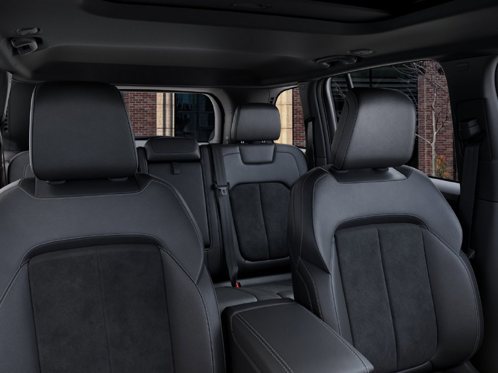 New 2026 Jeep Grand Cherokee Altitude RWD image 26