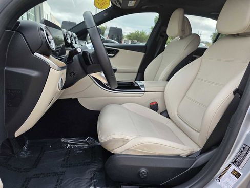 Used 2023 Mercedes-Benz C 300 Sedan image 13