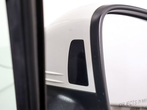 Used 2024 Volkswagen Tiguan S image 35