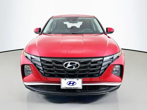 Certified 2022 Hyundai Tucson SE image 2