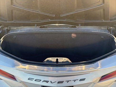 Used 2021 Chevrolet Corvette Stingray Preferred Conv w/ Z51 Performance Package image 13