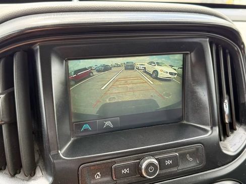 Used 2018 Chevrolet Colorado W/T RWD image 22