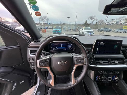 Used 2022 Chevrolet Tahoe Z71 w/ Luxury Package image 50