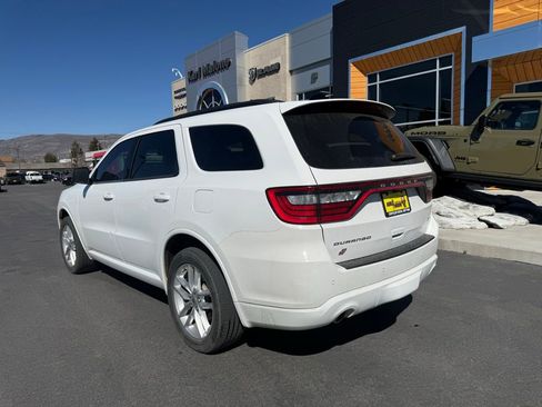 Used 2023 Dodge Durango GT image 3