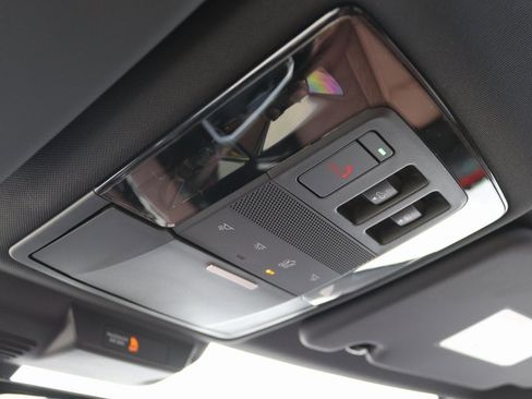 New 2025 Mitsubishi Outlander SEL image 22