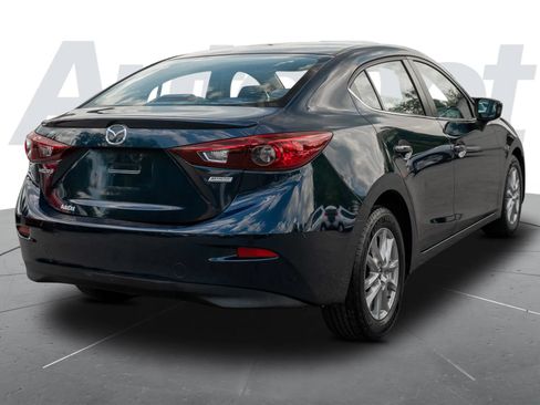 Used 2014 MAZDA MAZDA3 i Touring w/ Moonroof Package 1 FWD image 3