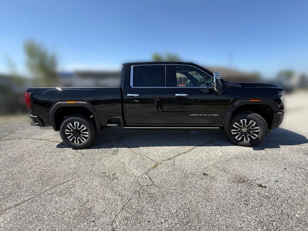 New 2026 GMC Sierra 2500 Denali Ultimate AWD/4WD image 17
