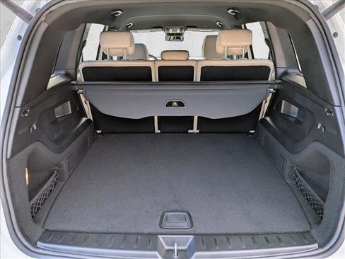 Used 2025 Mercedes-Benz GLB 250 image 6