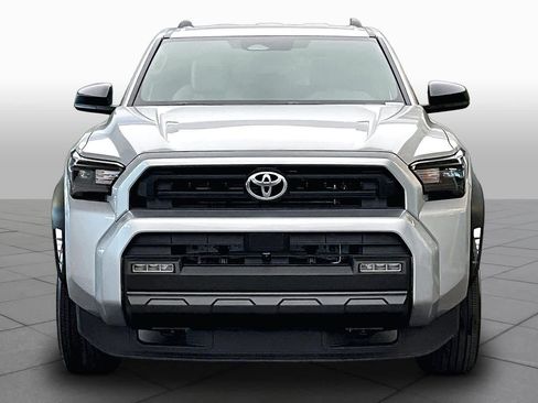 Used 2025 Toyota 4Runner SR5 RWD image 4